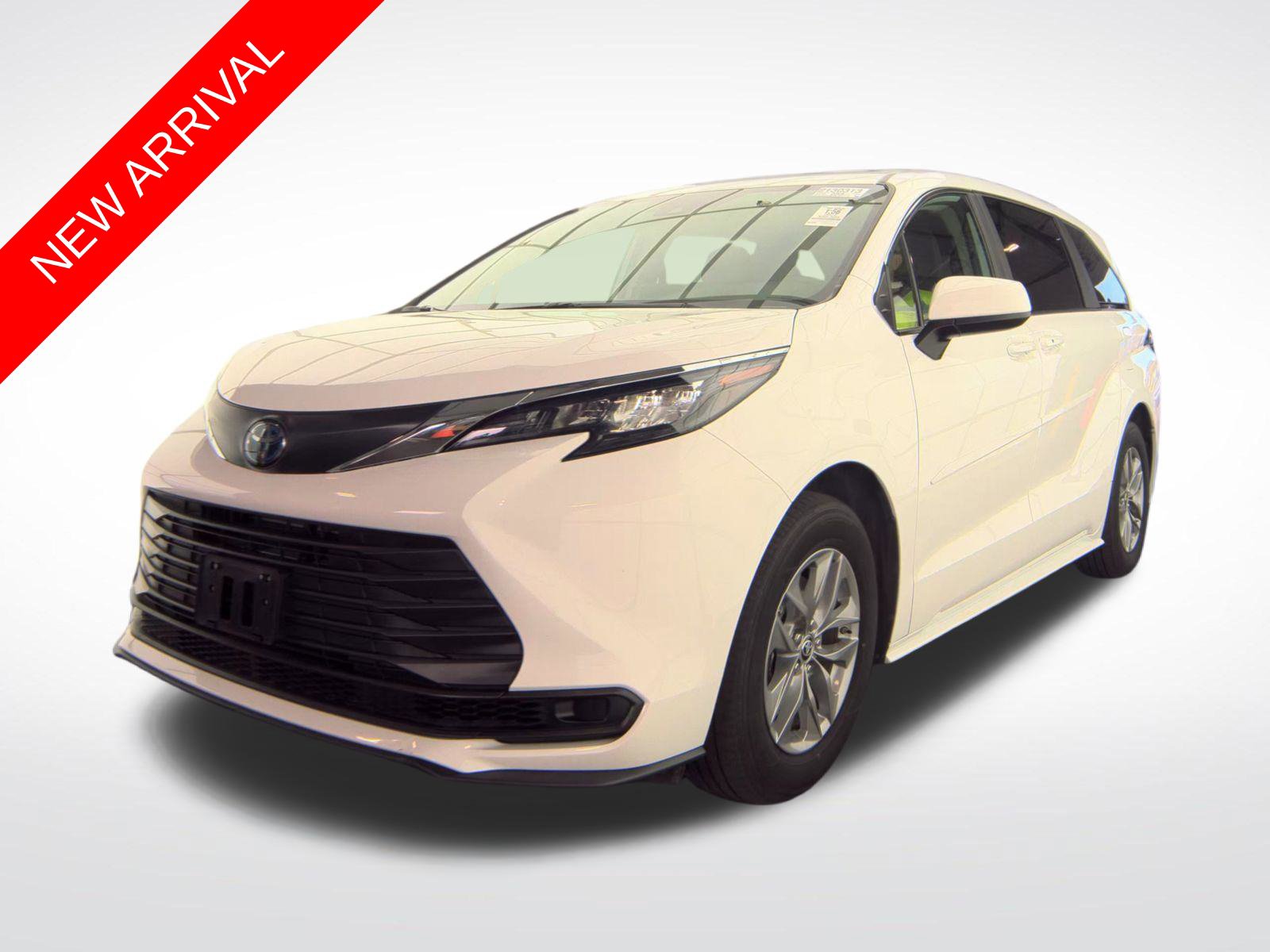 2024 Toyota Sienna LE