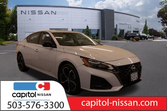 2023 Nissan Altima 2.5 SR AWD's photo