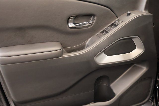 2026 Nissan Frontier SV - Photo 9