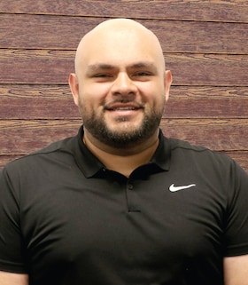Staff member Miguel Zamora from ID_babd56