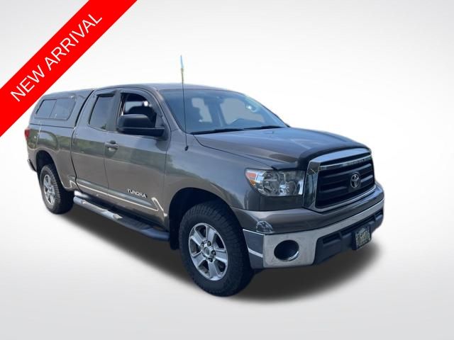 2011 Toyota Tundra 4.6 Auto Tundra Grade Double Cab's photo