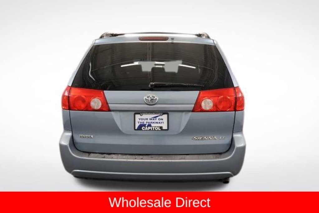 Used 2009 Toyota Sienna Van