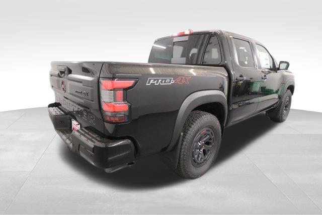 2025 Nissan Frontier PRO-4X photo 2