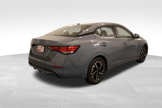 2025 Nissan Sentra SV photo 2