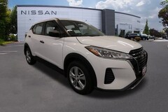 2025 Nissan Kicks Play S SUV