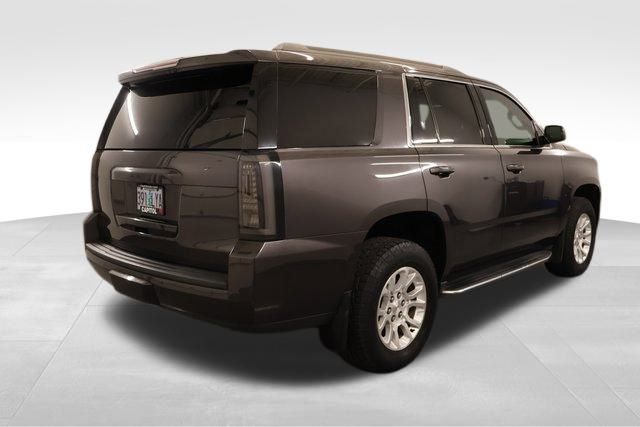 2017 Gmc Yukon SLE photo 2