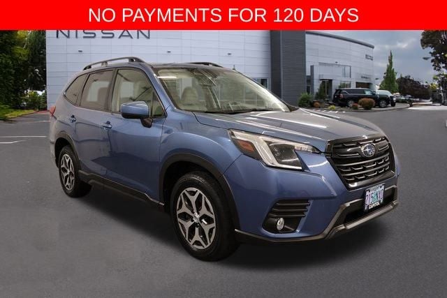 2022 Subaru Forester Premium's photo