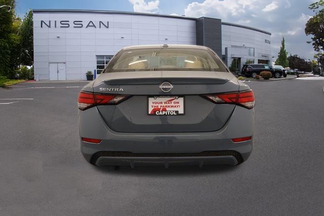 2025 Nissan Sentra SV photo 3