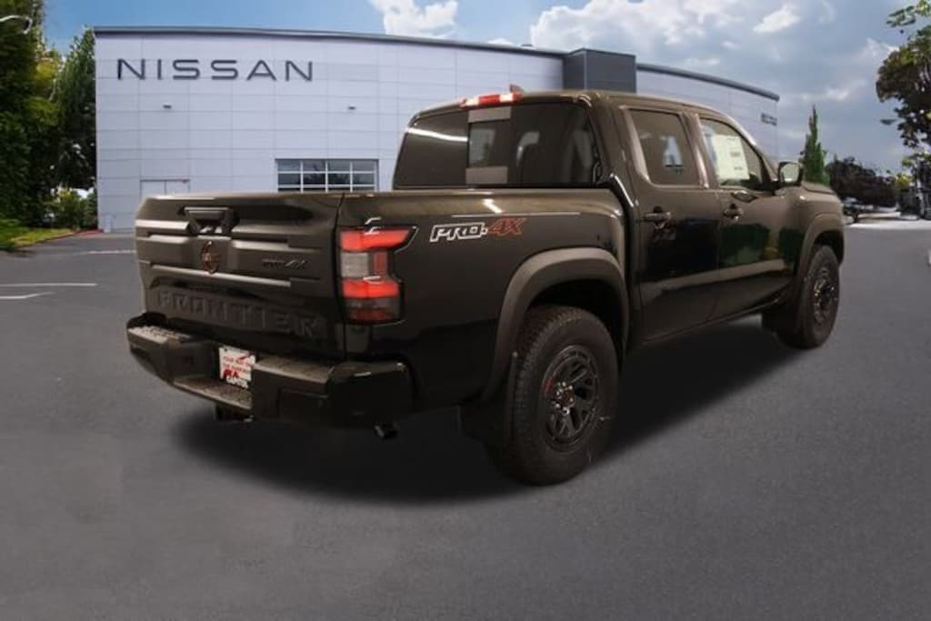 New 2025 Nissan Frontier PRO-4X Truck Crew Cab