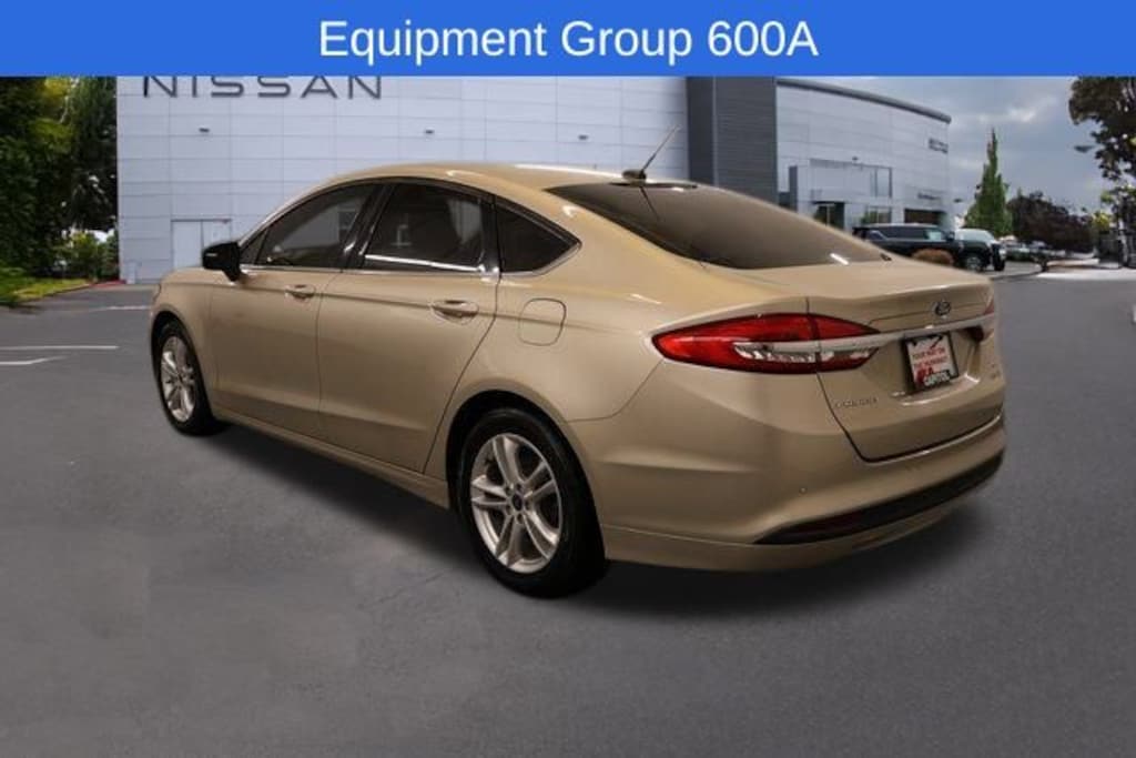 Used 2018 Ford Fusion Hybrid SE Sedan