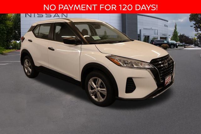 2025 Nissan KICKS PLAY Base's photo
