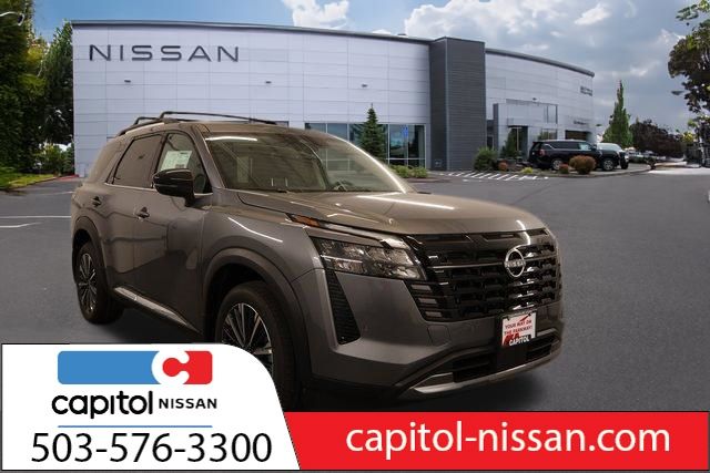 2026 Nissan Pathfinder Platinum 4WD's photo