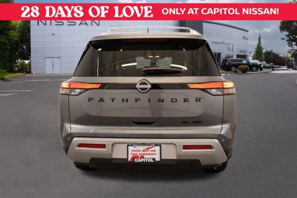 New 2025 Nissan Pathfinder SL SUV