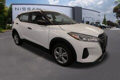 2025 Nissan Kicks Play S SUV