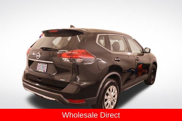 Used 2017 Nissan Rogue S with VIN JN8AT2MVXHW011372 for sale in Salem, OR