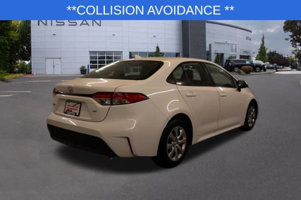 Used 2024 Toyota Corolla LE Sedan