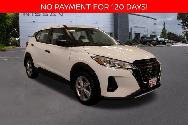 2025 Nissan KICKS PLAY Base's photo