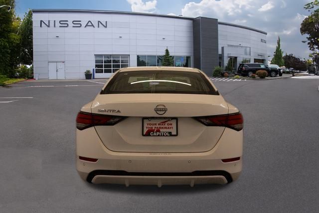 2025 Nissan Sentra SV photo 3