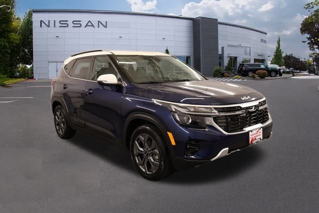 2024 Kia Seltos S's photo