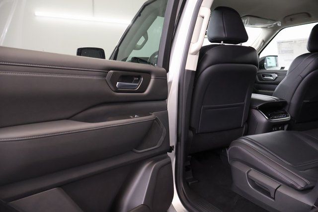 2026 Nissan Armada SV - Photo 24
