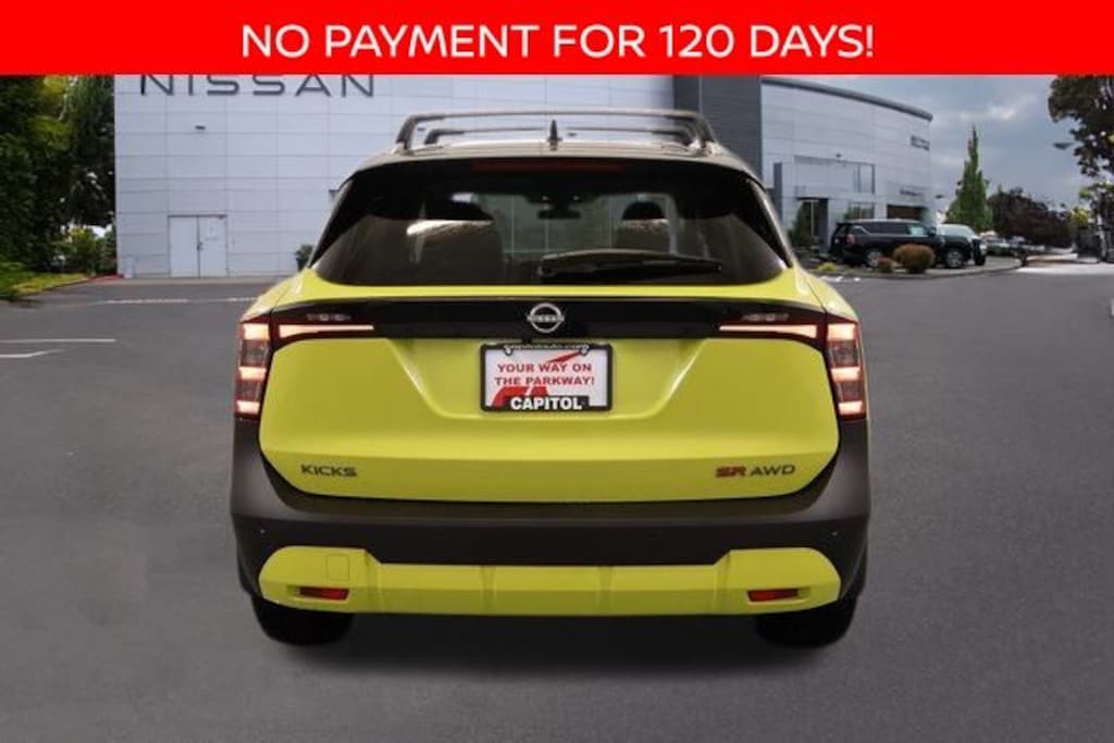 New 2026 Nissan Kicks SR SUV