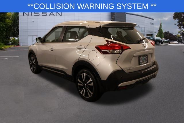 2020 Nissan Kicks SR photo 3