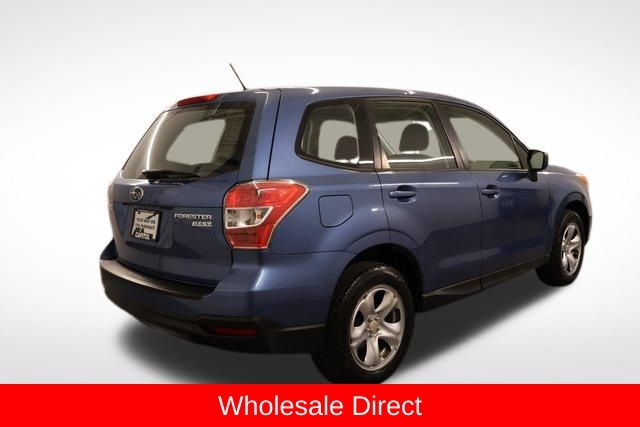 2015 Subaru Forester 2.5i photo 2