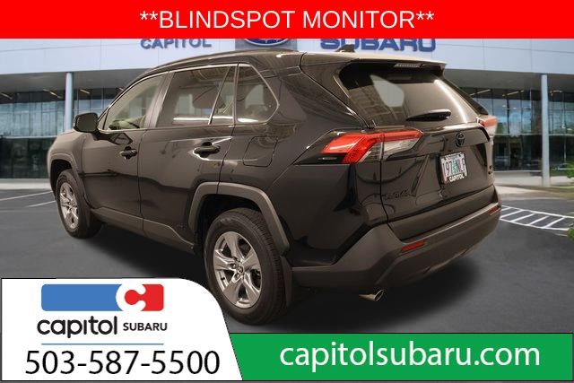 2022 Toyota RAV4 Hybrid LE photo 3