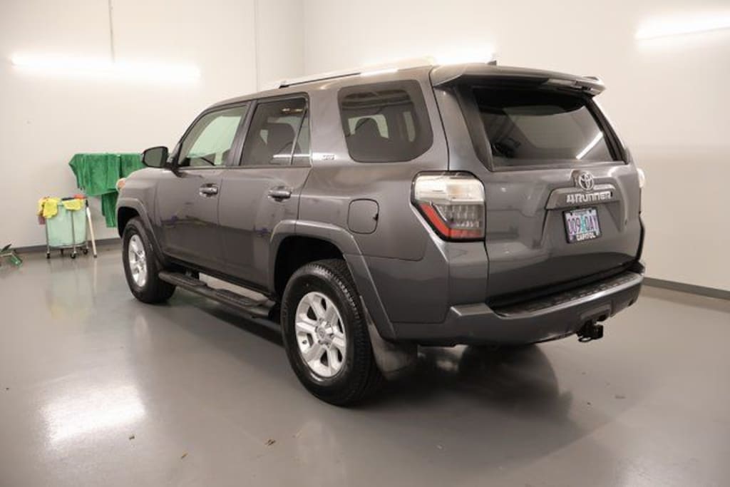 Used 2016 Toyota 4Runner Limited SUV