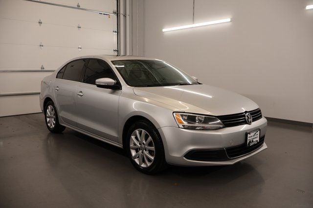 Used 2014 Volkswagen Jetta SE with VIN 3VWD17AJ6EM400158 for sale in Salem, OR
