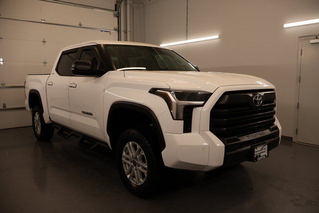 2024 Toyota Tundra Truck CrewMax 