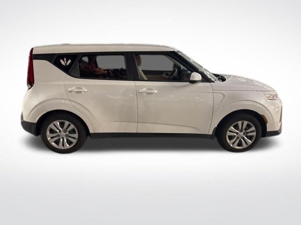 Used 2022 Kia Soul LX Hatchback