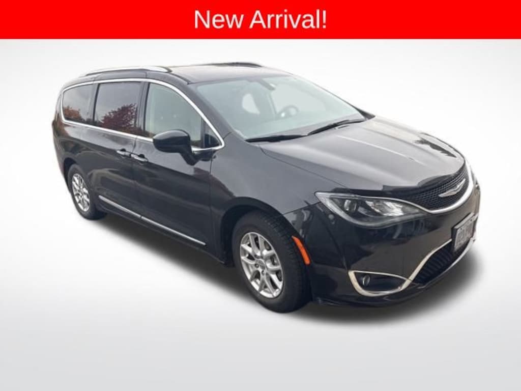 Used 2020 Chrysler Pacifica Touring L Van Passenger Van