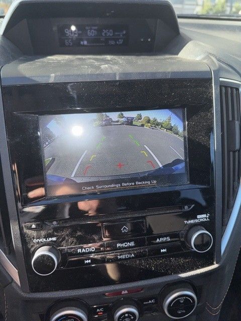 2021 Subaru Crosstrek Premium photo 3