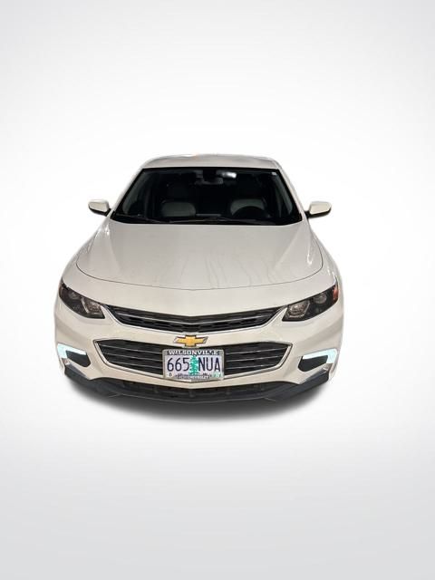 2018 Chevrolet Malibu 1LT photo 3