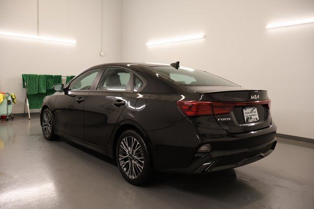 2023 Kia Forte GT-Line photo 3