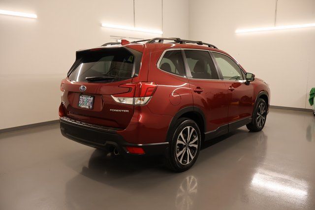 2023 Subaru Forester Limited photo 2