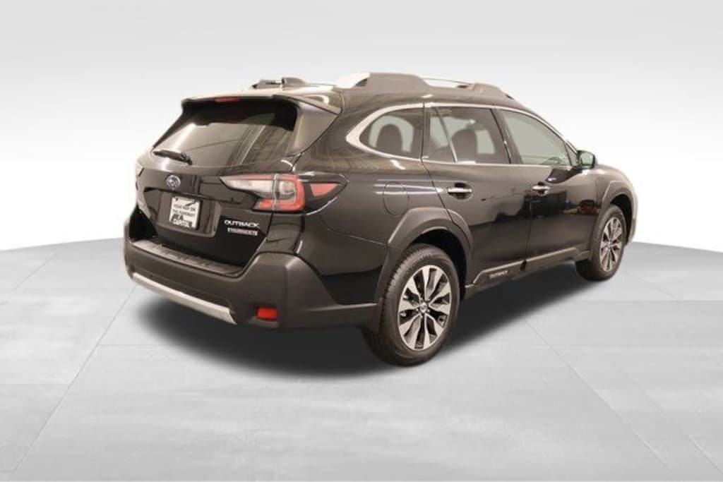 New 2025 Subaru Outback Touring XT SUV