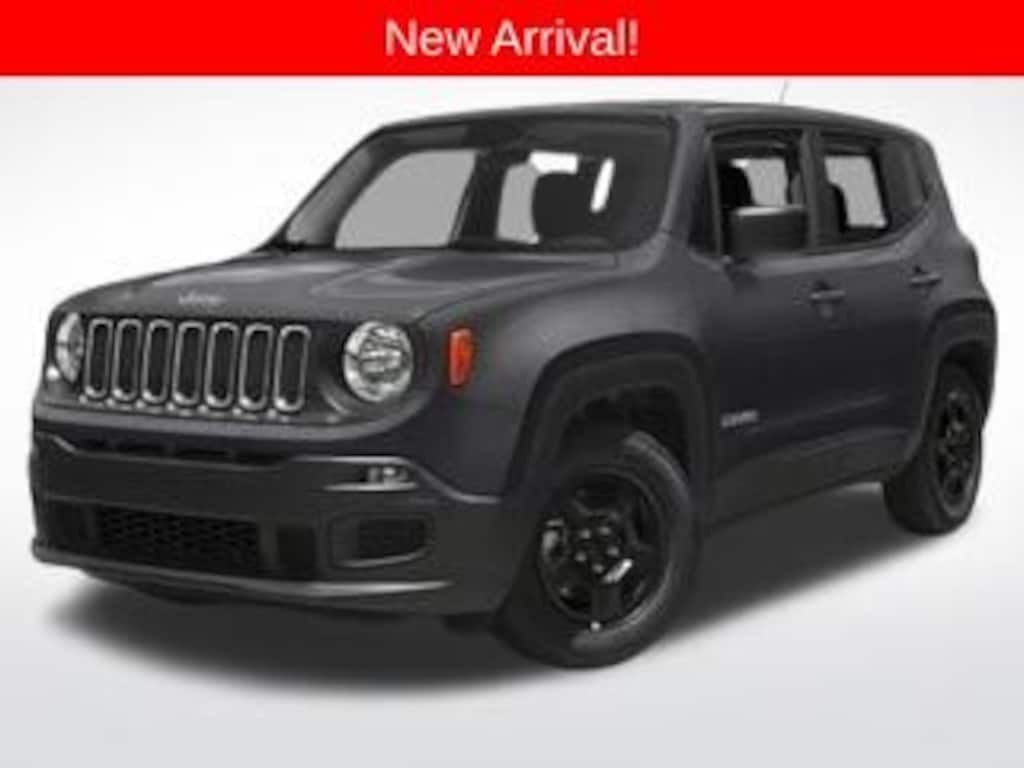Used 2018 Jeep Renegade Latitude FWD SUV