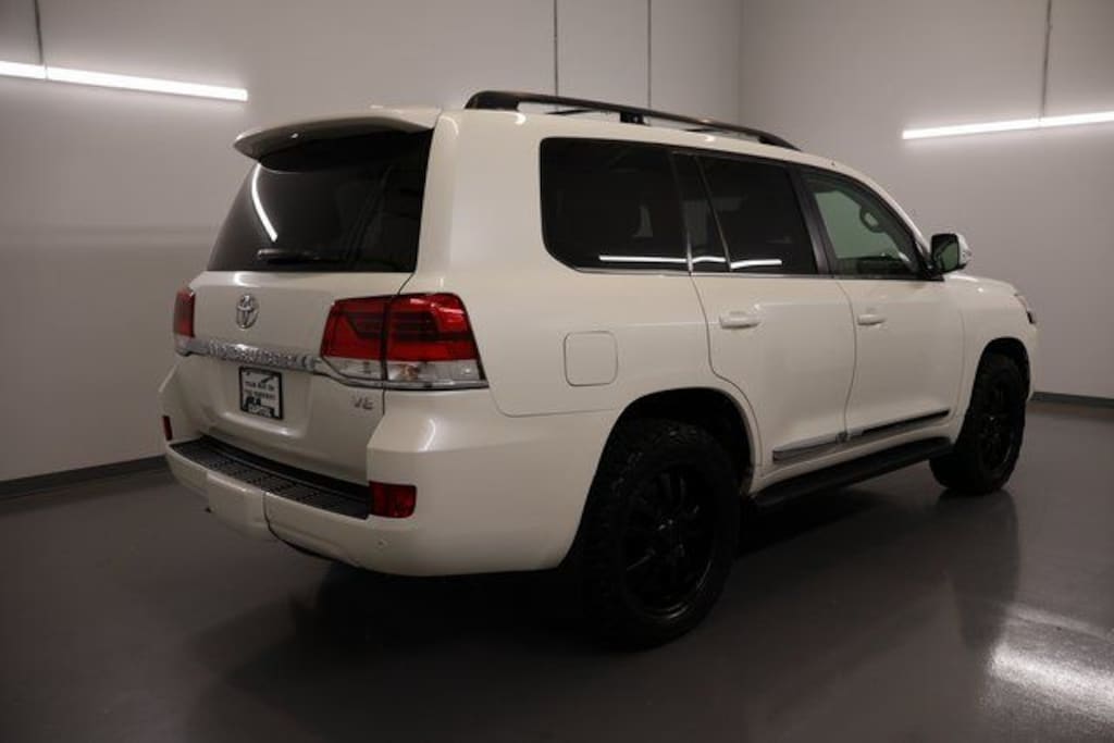 Used 2016 Toyota Land Cruiser V8 SUV