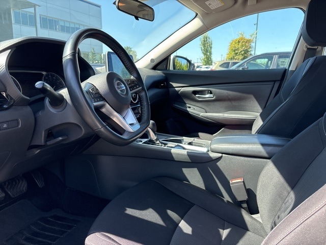 Used 2021 Nissan Sentra SV with VIN 3N1AB8CV0MY279193 for sale in Salem, OR