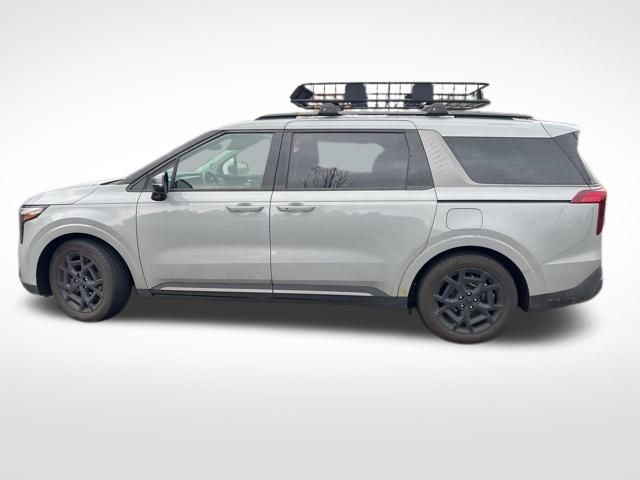 2025 Kia Carnival SX photo 4