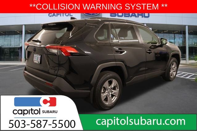 2022 Toyota RAV4 Hybrid LE photo 2