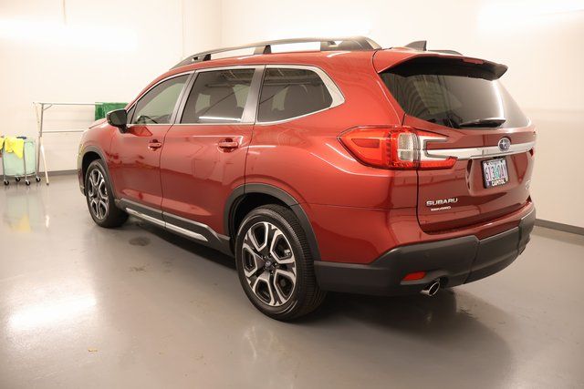 2024 Subaru Ascent Limited photo 3