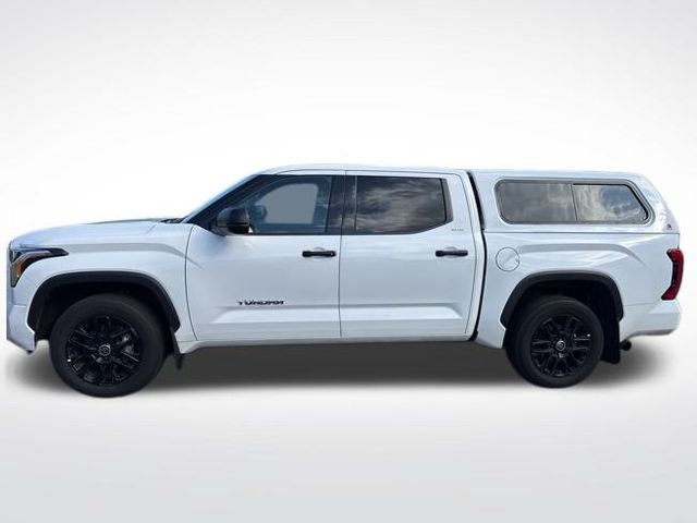 2022 Toyota Tundra SR5 photo 2