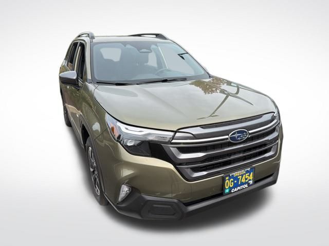2025 Subaru Forester Premium Base photo 4