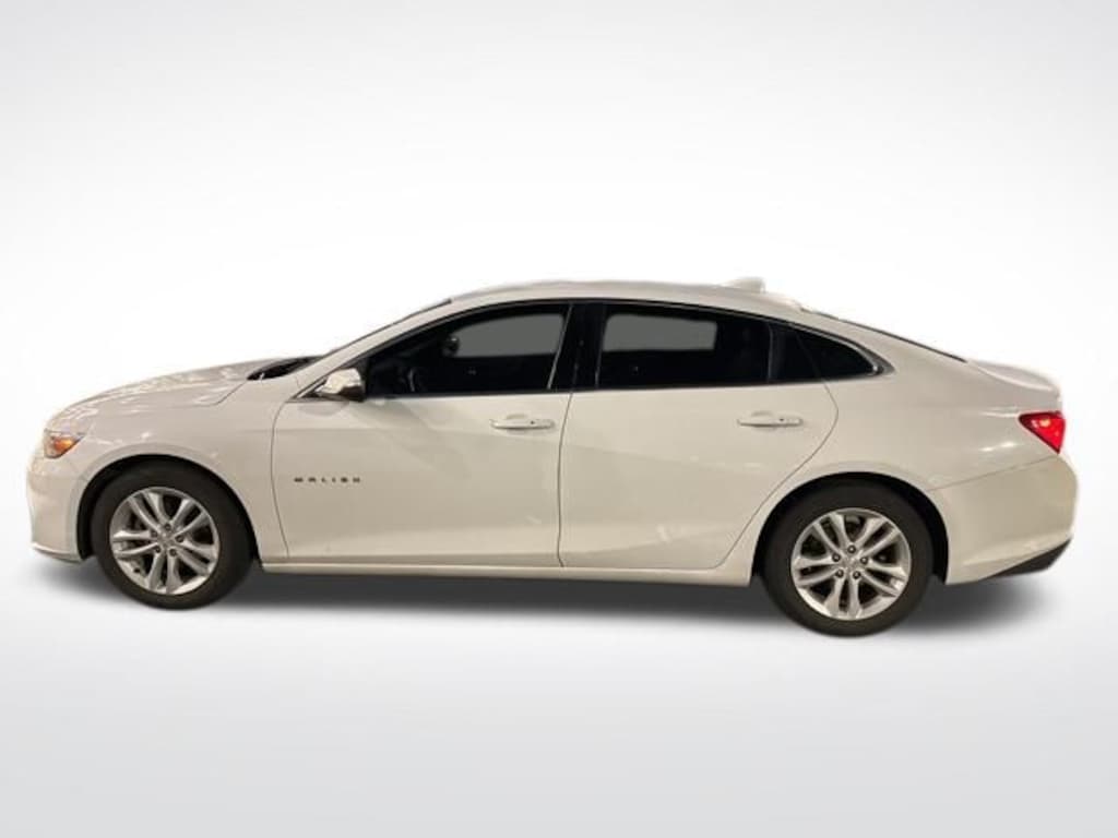 Used 2018 Chevrolet Malibu LT Sedan