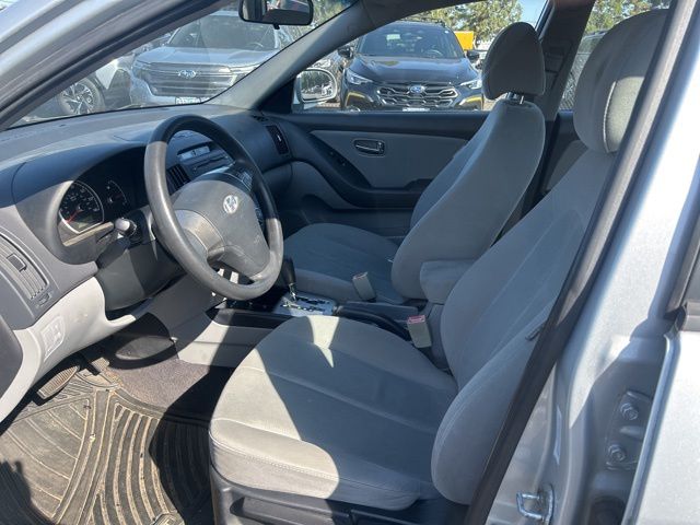 2010 Hyundai Elantra Blue GLS SE photo 4