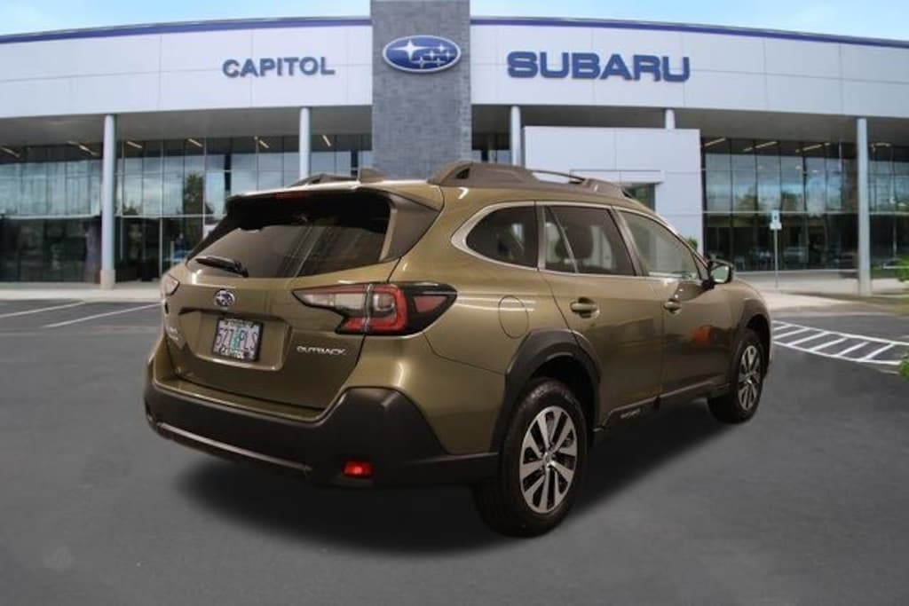 Used 2024 Subaru Outback Premium SUV
