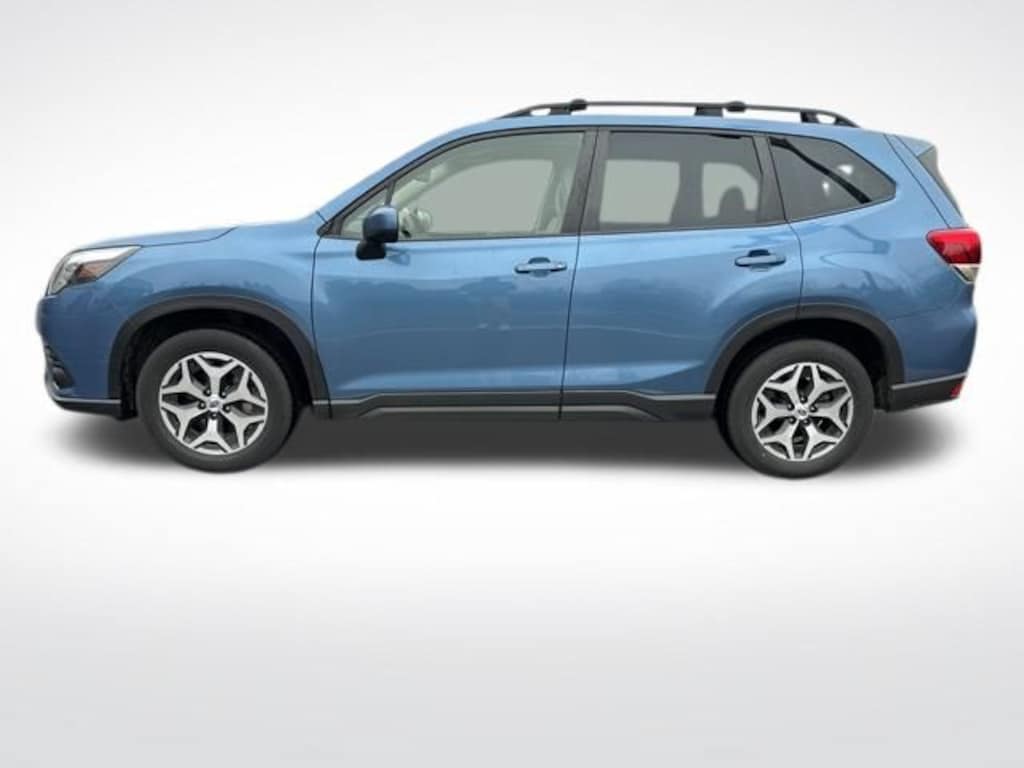 Used 2023 Subaru Forester Premium SUV
